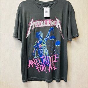 Metallica Graphic T-Shirt size Large New